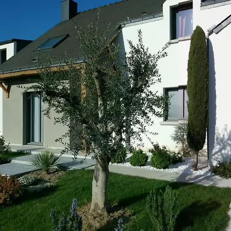 Deux à Anjou Bleu Portes D'angers 3*